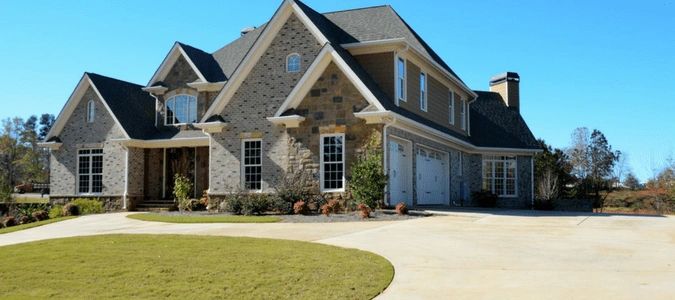 Softwashing vs Pressure Washing